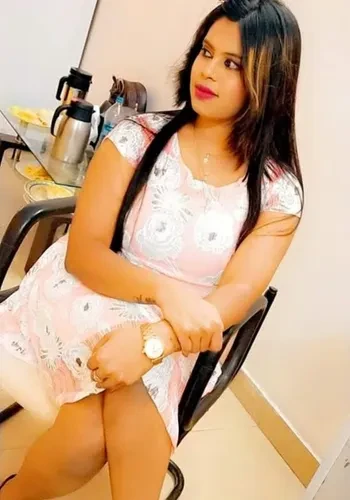 Call Girls Diya Malhotra from Pune