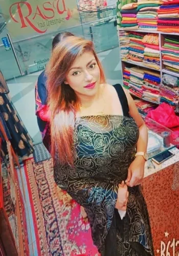 Escorts Simran Dubey from Gurgaon